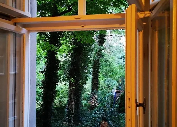 Typical Altbau In The Heart Of Wedding Berlín