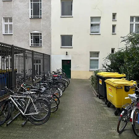 شقة Typical Altbau In The Heart Of Wedding برلين