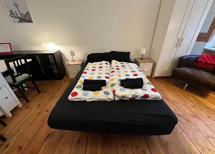 Typical Altbau In The Heart Of Wedding * برلين